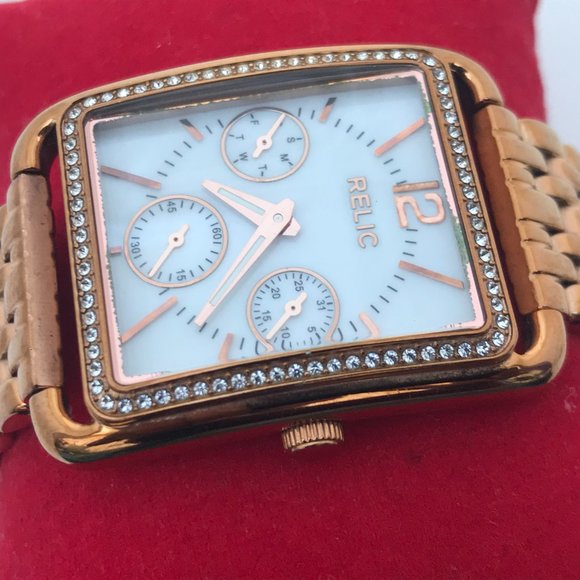 Relic Brand Women Watch Gold Tone Multi Function A - Picture 2 of 10
